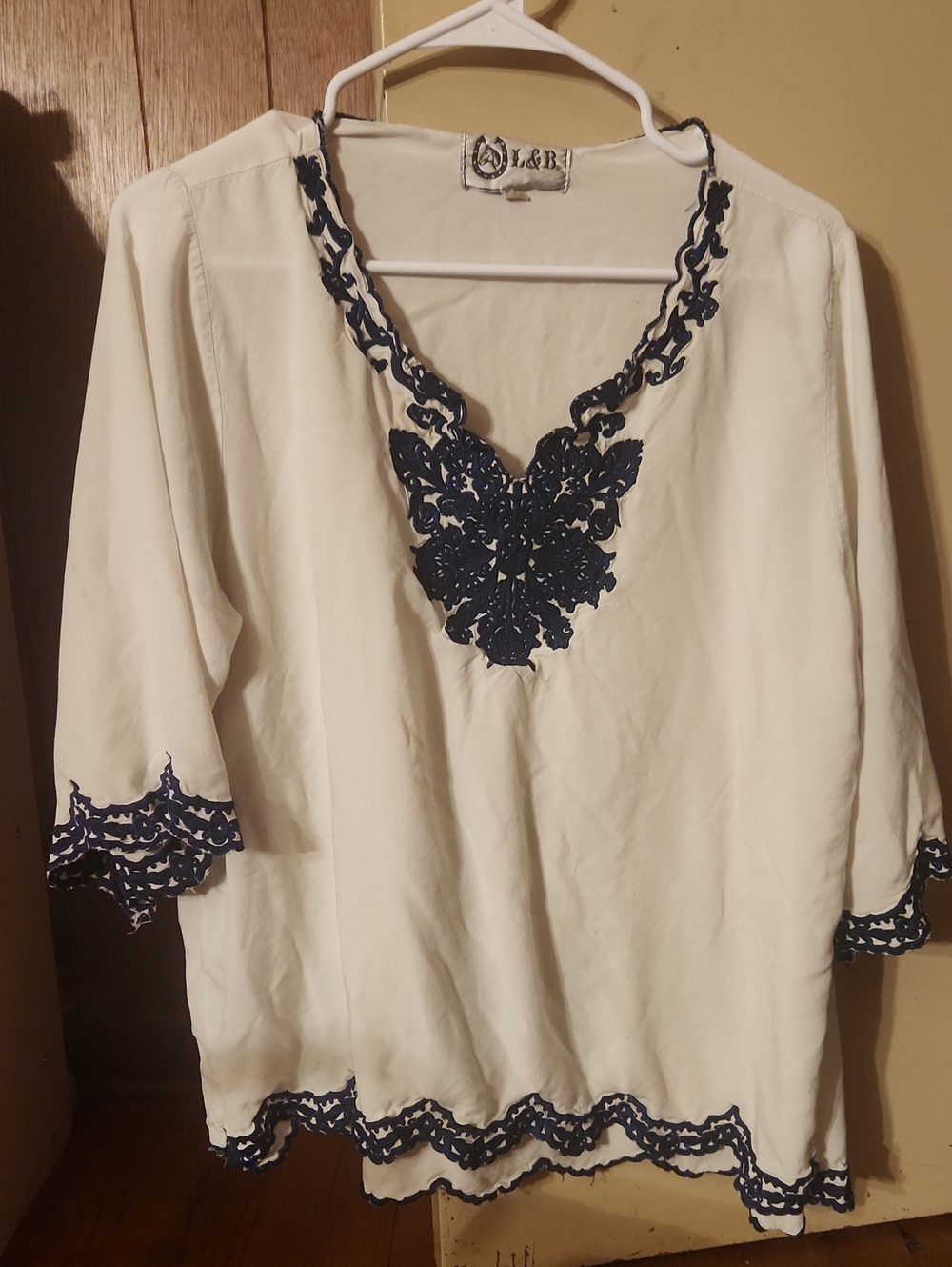 L&B Cream Tunic with Navy Embroidered V-Neck & Trim